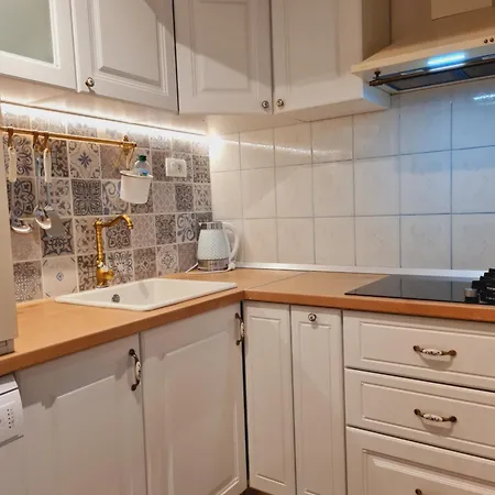 Bellina 스플리트